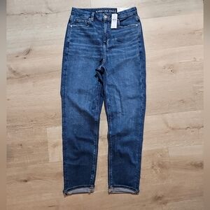 American Eagle Outfits curvy mom jeans 8 Long NWT 🎁